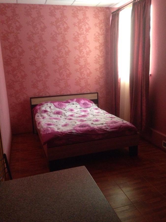 ShangHai Hotel Konotop Bagian luar foto